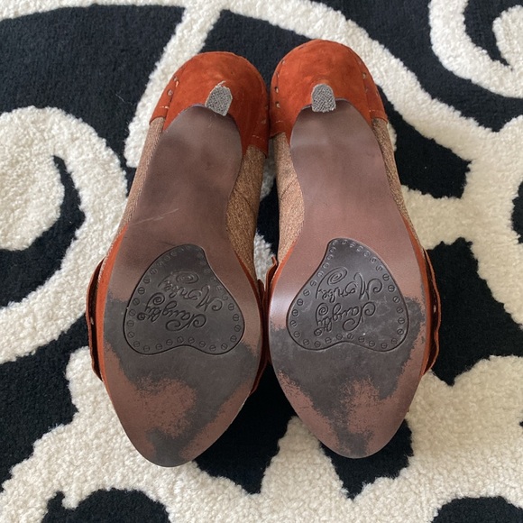 Naughty Monkey Mixed Media Suede and Tweed Platform Pumps Sz 10 - Picture 10 of 10